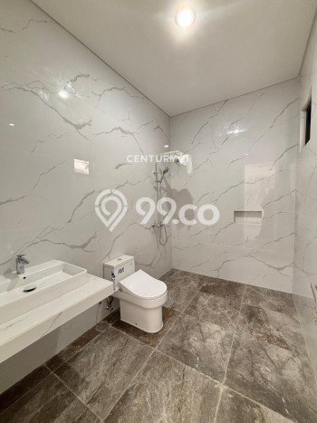 For Sale! Luxury House LT 440m2 Desain Elegan di Sektor 6 - Bintaro For Sale! Luxury House LT 440m2 Desain Elegan di Sektor 6 - Bintaro