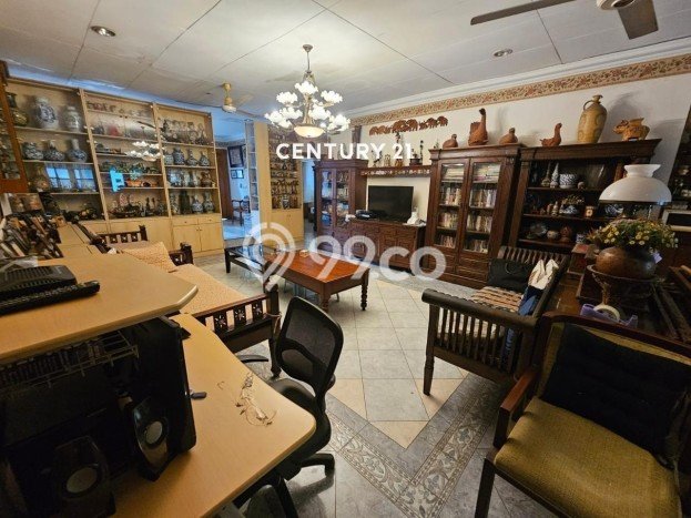 Rumah Luxury Modern Tanpa Renovasi di Pondok Indah Jakarta Selatan Rumah Luxury Modern Tanpa Renovasi di Pondok Indah Jakarta Selatan