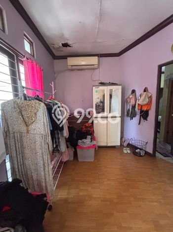 For Sale Hunian Rumah Nyaman 3 KT di Bintaro, Tangerang Selatan For Sale Hunian Rumah Nyaman 3 KT di Bintaro, Tangerang Selatan