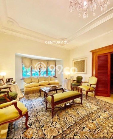 Siap Huni Hunian Elit 6 Kamar di Menteng Dekat ke Mana Pun Siap Huni Hunian Elit 6 Kamar di Menteng Dekat ke Mana Pun