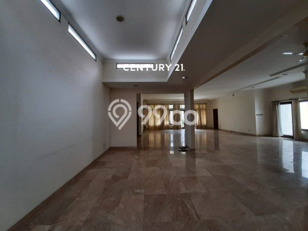 Ready to Use! Luxury House LT 765m2 Desain Modern di Pondok Indah Ready to Use! Luxury House LT 765m2 Desain Modern di Pondok Indah