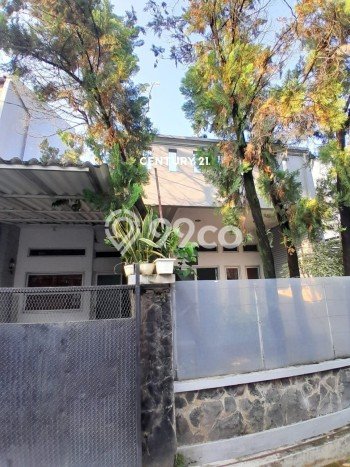 Rumah Elit Modern Tanpa Renovasi di Rempoa Tangerang Rumah Elit Modern Tanpa Renovasi di Rempoa Tangerang