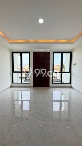 For Sale Rumah Mewah Exclusive di Serpong Utara, Tangerang Selatan For Sale Rumah Mewah Exclusive di Serpong Utara, Tangerang Selatan