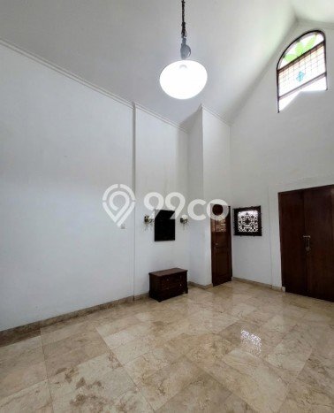Ready to Use! Luxury House LT 180m2 Desain Modern di Bintaro Ready to Use! Luxury House LT 180m2 Desain Modern di Bintaro
