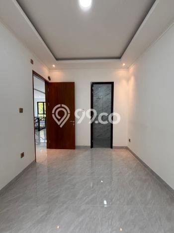 Hunian Elit LB 200m2 Siap Huni Desain Elegan di Graha Raya Bintaro, Tangerang Selatan Hunian Elit LB 200m2 Siap Huni Desain Elegan di Graha Raya Bintaro, Tangerang Selatan