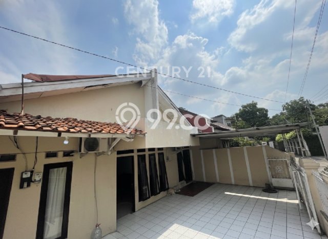 Hunian Eksklusif Siap Huni LT 189m2 di Cilandak, Jakarta Selatan Hunian Eksklusif Siap Huni LT 189m2 di Cilandak, Jakarta Selatan