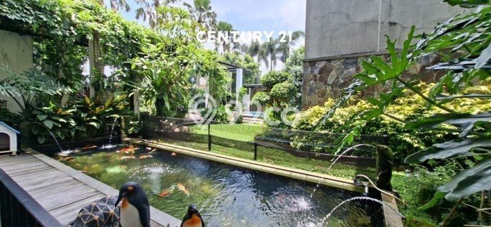 Dijual Rumah Mewah Exclusive di Kebayoran Baru, Jakarta Selatan Dijual Rumah Mewah Exclusive di Kebayoran Baru, Jakarta Selatan