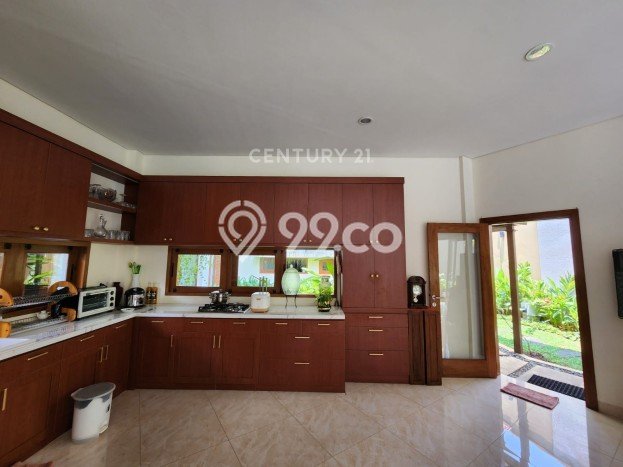 Hunian Mewah LB 826m2 Siap Huni Desain Elegan di BSD City, Tangerang Hunian Mewah LB 826m2 Siap Huni Desain Elegan di BSD City, Tangerang