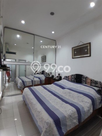 Rumah Elit Modern Tanpa Renovasi di Rempoa Tangerang Rumah Elit Modern Tanpa Renovasi di Rempoa Tangerang