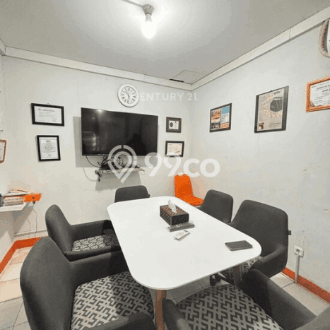 Hunian Elit LB 197m2 Siap Pakai Desain Elegan di Lebak Bulus, Jakarta Selatan Hunian Elit LB 197m2 Siap Pakai Desain Elegan di Lebak Bulus, Jakarta Selatan