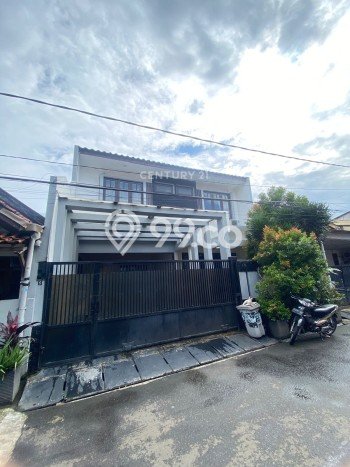 Siap Huni Rumah Mewah 4 Kamar di Kebayoran Baru Dekat ke Mana Saja Siap Huni Rumah Mewah 4 Kamar di Kebayoran Baru Dekat ke Mana Saja