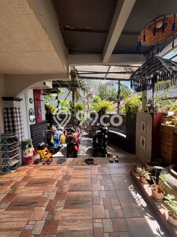 For Sale Hunian Rumah Nyaman 3 KT di Bintaro, Tangerang Selatan For Sale Hunian Rumah Nyaman 3 KT di Bintaro, Tangerang Selatan