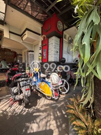 For Sale Hunian Rumah Nyaman 3 KT di Bintaro, Tangerang Selatan For Sale Hunian Rumah Nyaman 3 KT di Bintaro, Tangerang Selatan