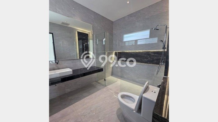 Ready to Use! Luxury House LT 300m2 Desain Elegan di Citraland Ready to Use! Luxury House LT 300m2 Desain Elegan di Citraland