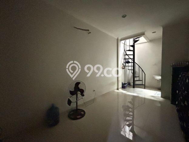 Unit Ruko Dijual di Bekasi LT 50m2 & LB 100m2 Unit Ruko Dijual di Bekasi LT 50m2 & LB 100m2
