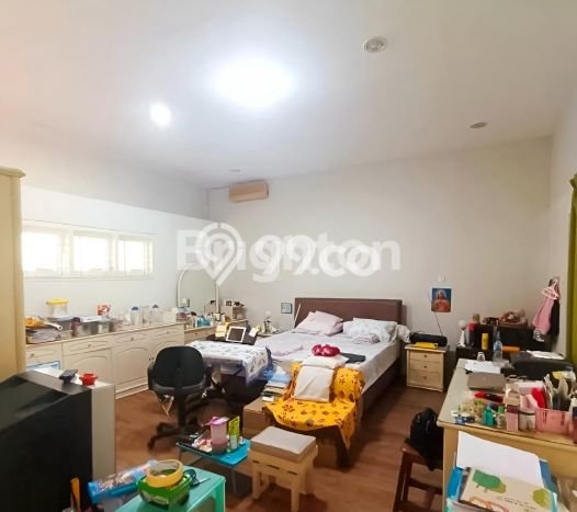 Rumah Elit LB 450m2 Siap Huni Desain Elegan di Dieng, Malang Rumah Elit LB 450m2 Siap Huni Desain Elegan di Dieng, Malang
