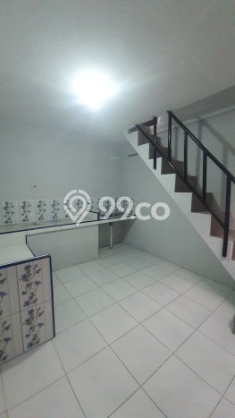 Disewakan! Rumah 4 Kamar Tidur &
2 Kamar Mandi di Tidar, Malang Disewakan! Rumah 4 Kamar Tidur &
2 Kamar Mandi di Tidar, Malang