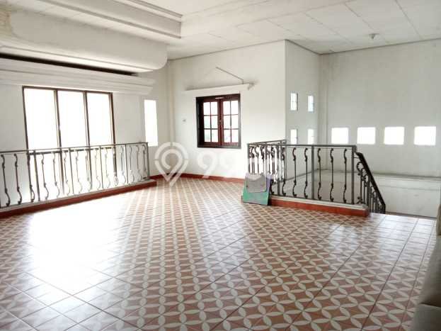 Kos-kosan Dijual di Jebres, Solo, 18 KT, 18 KM, Bangunan 600m2 Kos-kosan Dijual di Jebres, Solo, 18 KT, 18 KM, Bangunan 600m2