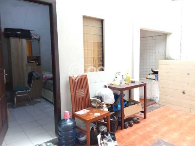 Kos-kosan Dijual di Jebres, Solo, 18 KT, 18 KM, Bangunan 600m2 Kos-kosan Dijual di Jebres, Solo, 18 KT, 18 KM, Bangunan 600m2
