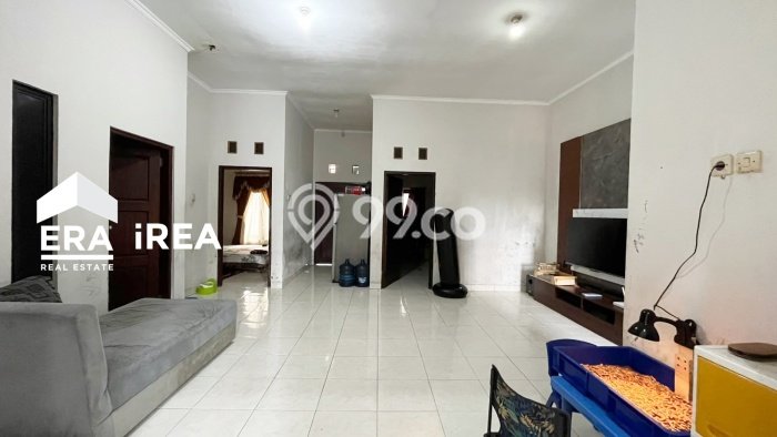 For Sale Rumah 4 Kamar Lokasi Ideal Bagus dan Strategis di Colomadu For Sale Rumah 4 Kamar Lokasi Ideal Bagus dan Strategis di Colomadu