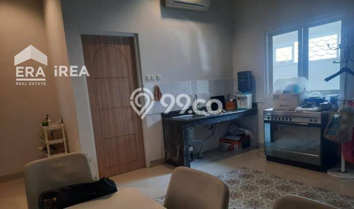 Unit Komersial Dijual di Pakualaman Yogyakarta Luas Tanah 324m2, Luas Bangunan 250m2 Unit Komersial Dijual di Pakualaman Yogyakarta Luas Tanah 324m2, Luas Bangunan 250m2