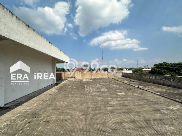 Unit Komersial Disewa Lokasi Banjarsari, Solo Spesifikasi Luas Bangunan 200m2 Unit Komersial Disewa Lokasi Banjarsari, Solo Spesifikasi Luas Bangunan 200m2