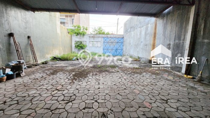 Lahan Dijual Lokasi Strategis di Surakarta dengan Luas 162m2 Lahan Dijual Lokasi Strategis di Surakarta dengan Luas 162m2