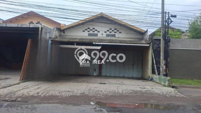 Komersial Disewakan Cepat di Gentan Solo LB 200m2 Komersial Disewakan Cepat di Gentan Solo LB 200m2