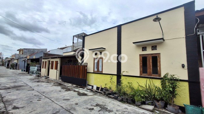 Dijual Cepat Rumah Favorit Siap Huni LB 140m2 di Kartasura, Sukoharjo Dijual Cepat Rumah Favorit Siap Huni LB 140m2 di Kartasura, Sukoharjo