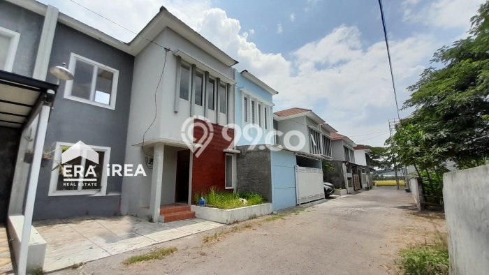Rumah Modern Minimalis 3 Kamar Bisa Langsung Pindah di Solo Baru Rumah Modern Minimalis 3 Kamar Bisa Langsung Pindah di Solo Baru