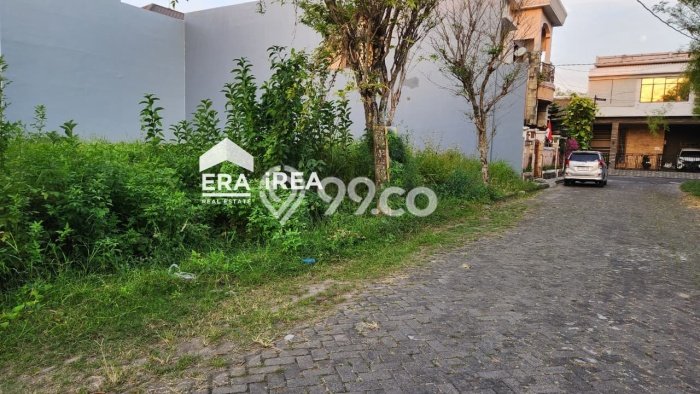 Kavling Tanah untuk Dijual di Solo Baru, Surakarta, Luas 210m2 Kavling Tanah untuk Dijual di Solo Baru, Surakarta, Luas 210m2
