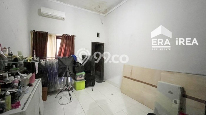 For Sale Rumah 4 Kamar Lokasi Ideal Bagus dan Strategis di Colomadu For Sale Rumah 4 Kamar Lokasi Ideal Bagus dan Strategis di Colomadu