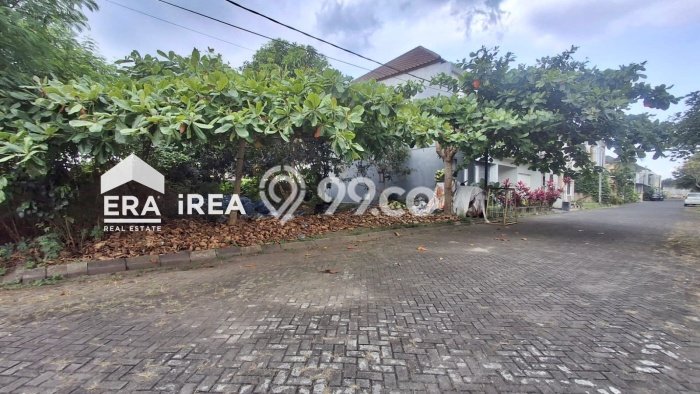 Tanah Dijual Area Strategis di Sleman Yogyakarta 237m2 Tanah Dijual Area Strategis di Sleman Yogyakarta 237m2