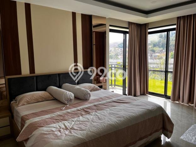 For Sale! Luxury House LT 225m2 Desain Modern di Bandung Barat For Sale! Luxury House LT 225m2 Desain Modern di Bandung Barat