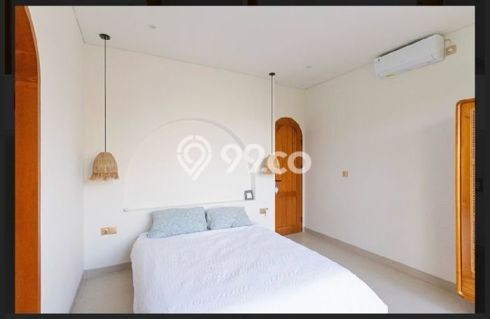 Tempat Strategis! Vila Kawasan Canggu, Area 150m2m², Kondisi Prima Tempat Strategis! Vila Kawasan Canggu, Area 150m2m², Kondisi Prima