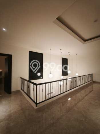 Rumah Luxury Modern Tanpa Renovasi di Alam Sutera Tangerang Rumah Luxury Modern Tanpa Renovasi di Alam Sutera Tangerang