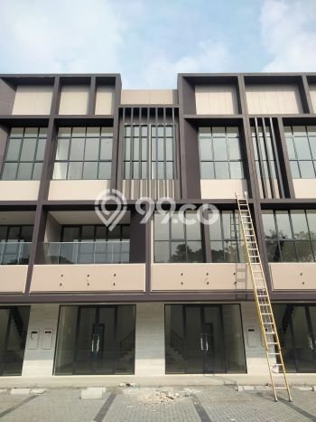 Ruko Strategis di BSD, Luas 156m², Mainroad, Tingkat Keramaian Tinggi Ruko Strategis di BSD, Luas 156m², Mainroad, Tingkat Keramaian Tinggi