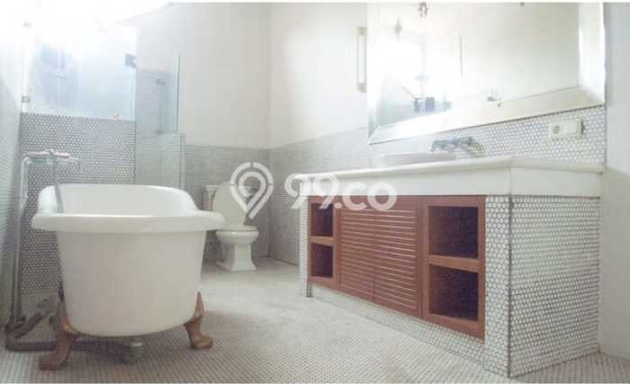 Jual Rumah Mewah Elegan Dengan View Cantik di Kemang, Jakarta Selatan Jual Rumah Mewah Elegan Dengan View Cantik di Kemang, Jakarta Selatan
