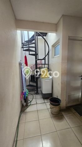 For Sale! Luxury House LT 240m2 Desain Elegan di Alam Sutera For Sale! Luxury House LT 240m2 Desain Elegan di Alam Sutera
