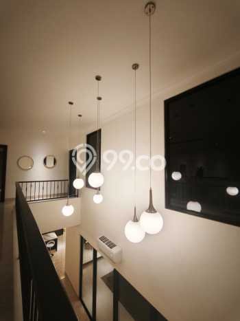 Rumah Luxury Modern Tanpa Renovasi di Alam Sutera Tangerang Rumah Luxury Modern Tanpa Renovasi di Alam Sutera Tangerang