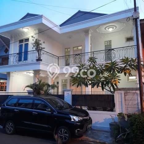 Rumah Luxury Modern Siap Huni di BSD Griya Loka Tangerang Rumah Luxury Modern Siap Huni di BSD Griya Loka Tangerang