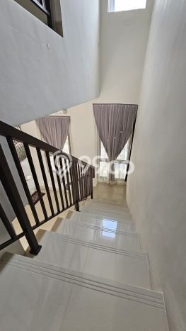 Dijual Hunian Rumah Terawat 3 Kamar di BSD Castilla, Tangerang Dijual Hunian Rumah Terawat 3 Kamar di BSD Castilla, Tangerang