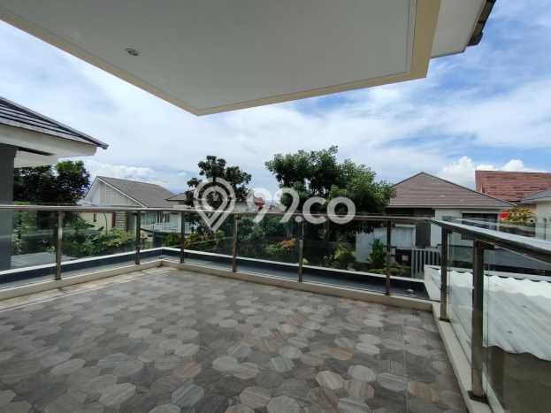 Rumah Luxury Modern Tanpa Renovasi di Sentul City Bogor Rumah Luxury Modern Tanpa Renovasi di Sentul City Bogor