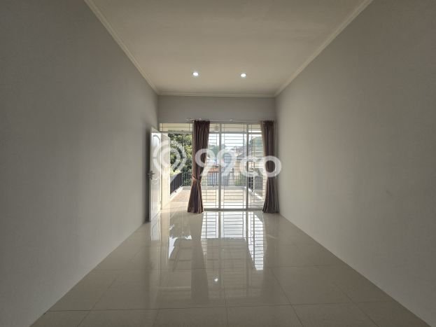 Rumah 3 KT area Sentul City, Akses Sentul City, Bogor, Bogor Rumah 3 KT area Sentul City, Akses Sentul City, Bogor, Bogor