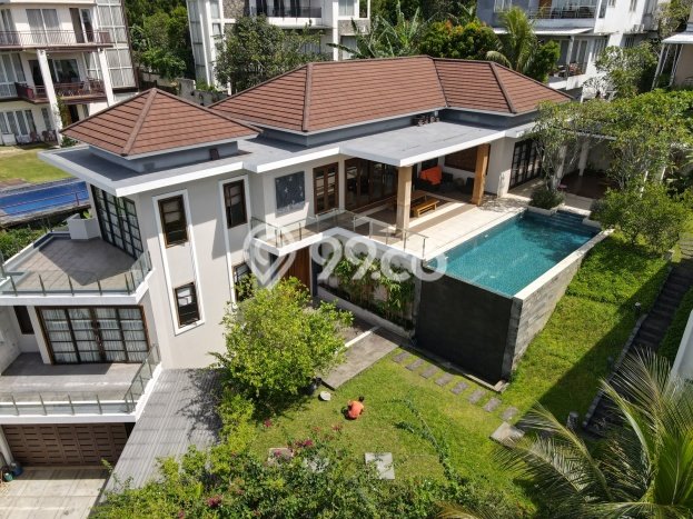 Dijual Rumah Luas Elegan Dengan View Cantik di Sentul City, Bogor Dijual Rumah Luas Elegan Dengan View Cantik di Sentul City, Bogor