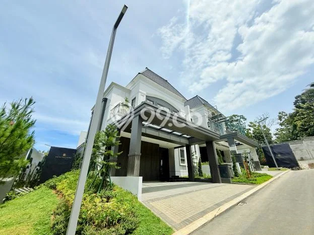 Rumah Luxury Modern Siap Huni di Sentul City Bogor Rumah Luxury Modern Siap Huni di Sentul City Bogor