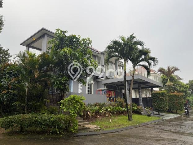 Rumah Mewah LB 400m2 Siap Pakai Desain Elegan di Sentul City, Bogor Rumah Mewah LB 400m2 Siap Pakai Desain Elegan di Sentul City, Bogor