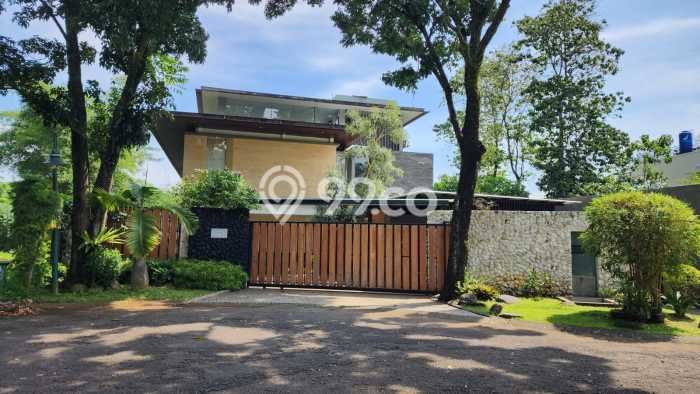 Rumah Luxury Modern Siap Huni di Sentul City Bogor Rumah Luxury Modern Siap Huni di Sentul City Bogor