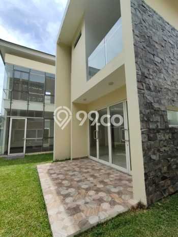Rumah Luxury Modern Tanpa Renovasi di Sentul City Bogor Rumah Luxury Modern Tanpa Renovasi di Sentul City Bogor