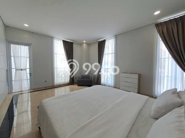 Dijual Rumah Luas Elegan Dengan View Cantik di Sentul City, Bogor Dijual Rumah Luas Elegan Dengan View Cantik di Sentul City, Bogor